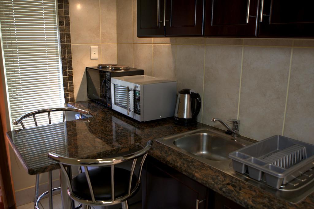 Goodey'S Guesthouse Pretoria-Noord Eksteriør bilde