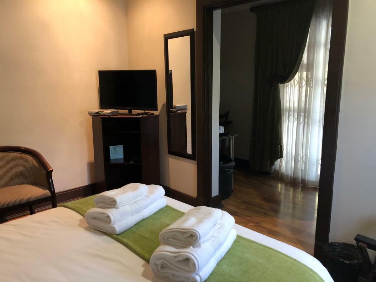 Goodey'S Guesthouse Pretoria-Noord Eksteriør bilde